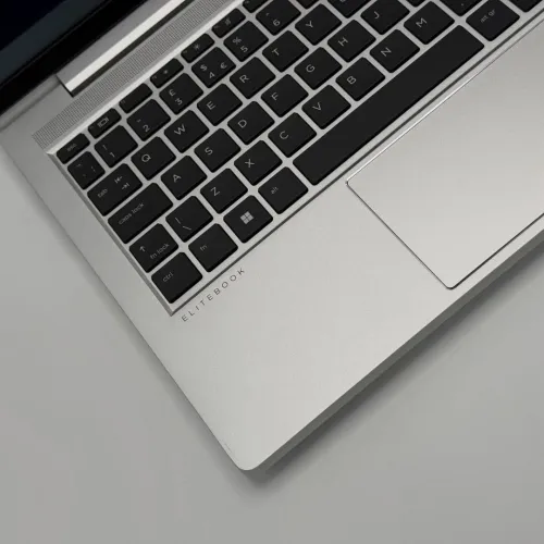 HP ELITEBOOK 640 G10 / 13th i5-1345U vPRO / 16Go DDR4 / 256SSD / 14  FHD