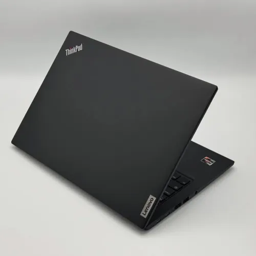 LENOVO THINKPAD T14s / AMD RYZEN 7 Pro 6850U / 32Go DDR5 / 512SSD / 14 FHD