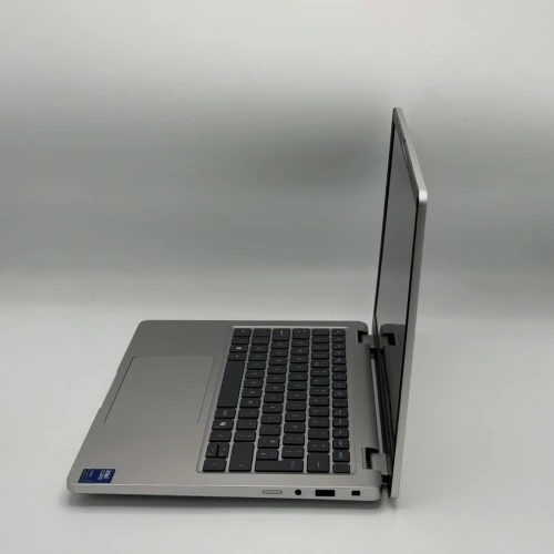 Dell Pro 13 Plus / Intel Ultra 7 268V / 32 Go DDR5X / 512 Go SSD Gen4 / 13.3 FHD+ Tactile