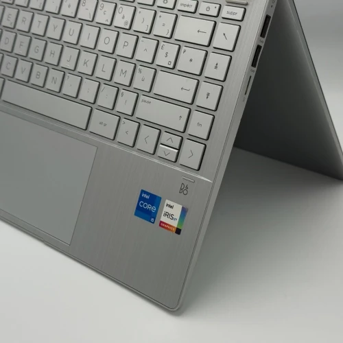 HP Pavilion 14 x360 / i5-1335U / 16 Go / 512 Go SSD / Tactile