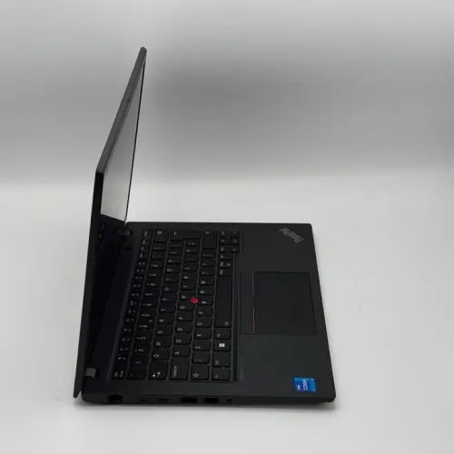 LENOVO THINKPAD P14S Gen 4 / 13th I7-1360P / 32Go DDR5 / 512Go SSD / RTX A500 04GO / 14 FHD+