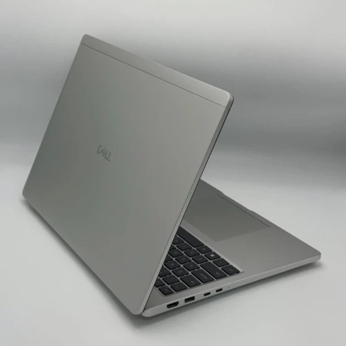 Dell Pro 16 Plus / Intel Core Ultra 7 266V / 16 Go DDR5 / 16 Tactile