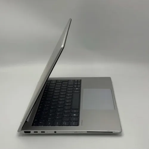 HP EliteBook 8 G1a 14 AI / Ryzen AI 5 230 / 16 Go DDR5 / 512 Go SSD