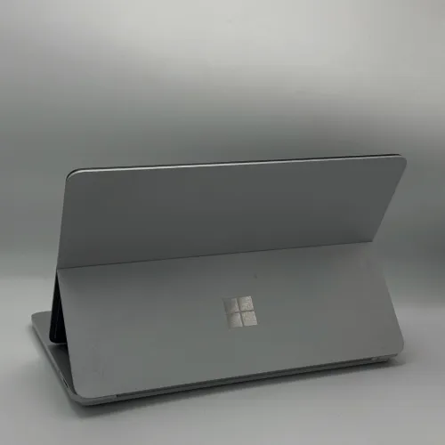 Microsoft Surface Laptop Studio / i7-11370H / 32 Go / 1 To SSD / RTX 3050 Ti / 120Hz