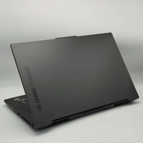 ASUS TUF A17 / RYZEN 7 7735Hs / NVIDIA RTX 4060 8Go / 32Go DDR5 / 1To SSD / 17.3 FHD