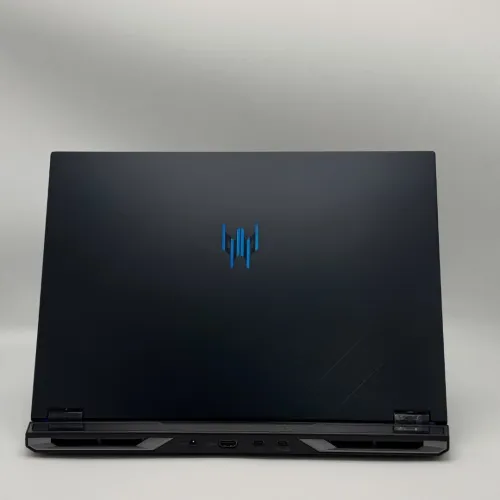 Acer Predator Helios Neo 16 AI / Core Ultra 9 275HX / RTX 5070 / 32 Go DDR5