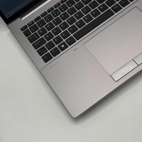 HP ZBOOK FURY 16 G10 / 13th I7-13700HX / NVIDIA RTX 2000 Ada 8Go / 32Go DDR5 / 1To SSD / 16 FHD+