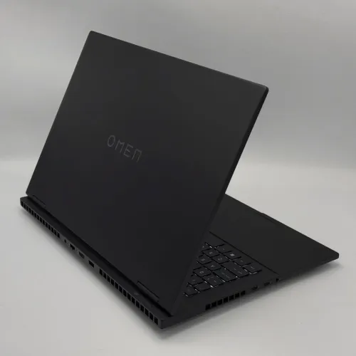 HP OMEN 16 / i7-14650HX / 16 Go DDR5 / RTX 4060 / QHD 240Hz