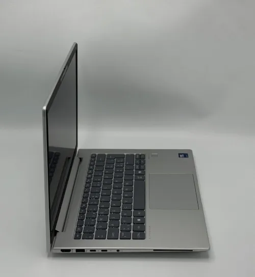HP ELITEBOOK 640 G11 / Core Ultra 7 165U / 32Go DDR5 / 512Go SSD NVMe