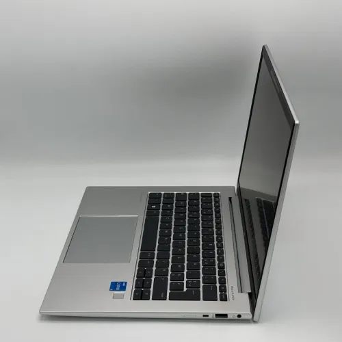 HP ELITEBOOK 840 G10 / 13th I5-1335U / 16Go DDR5 / 512SSD / 14 FHD+