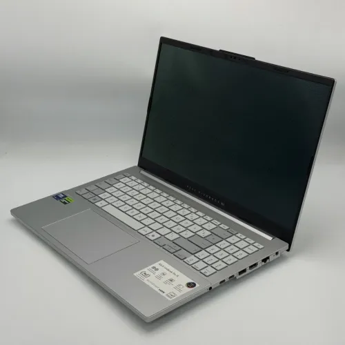 ASUS VivoBook Pro 15 OLED / Ultra 9 285H / RTX 4050