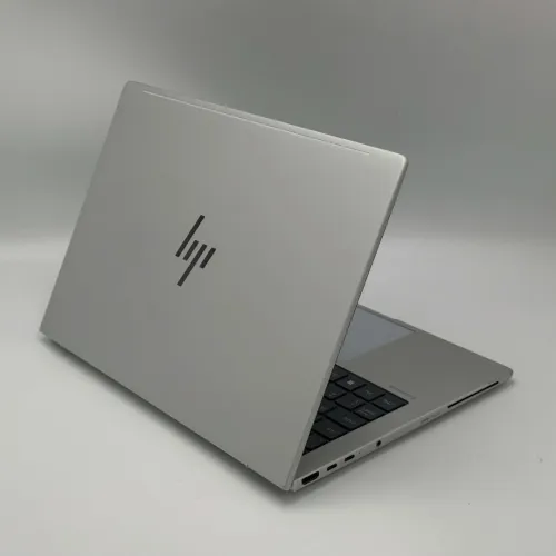 HP EliteBook 8 G1a 14 AI / Ryzen AI 5 230 / 16 Go DDR5 / 512 Go SSD
