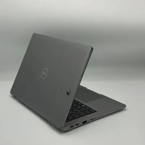 DELL LATITUDE 5330 / 12th I5-1245U / 8Go DDR4 / 256SSD / 13.3  FHD