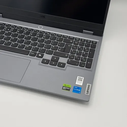 LENOVO LOQ 15 / 12th I5-12450HX / 24Go DDR5 / 1To SSD / NVIDIA RTX 3050 6Go / 15.6 FHD 144hz