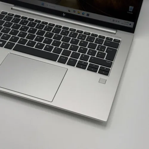 HP ELITEBOOK 845 G9  / RYZEN 5 6650U PRO / 16GO DDR5 / 256Go SSD / 14  FHD+