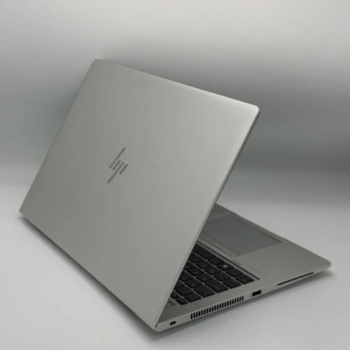 HP EliteBook 850 G5 / Intel i5-8250U / 12 Go / 256 Go SSD