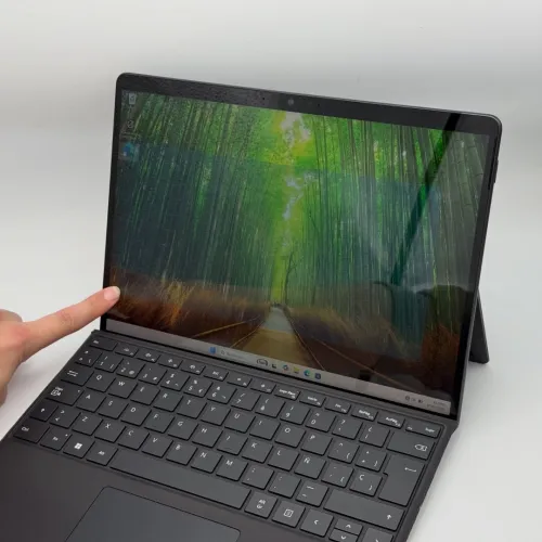Microsoft Surface Pro 8 / i7-1185G7 / 16 Go LPDDR4X / 512 Go SSD / 13.4 3K Tactile