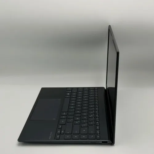 ASUS ZENBOOK 14 / 11th I7-1165G7 / 32Go DDR4x / 512SSD / 14 FHD