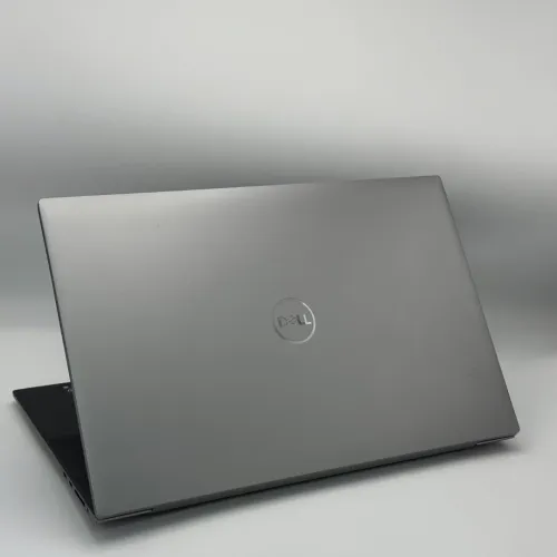 Dell Precision 5770 / i9-12900H / RTX A3000 12Go / 32Go DDR5 / 1To SSD / 17 4K Tactile