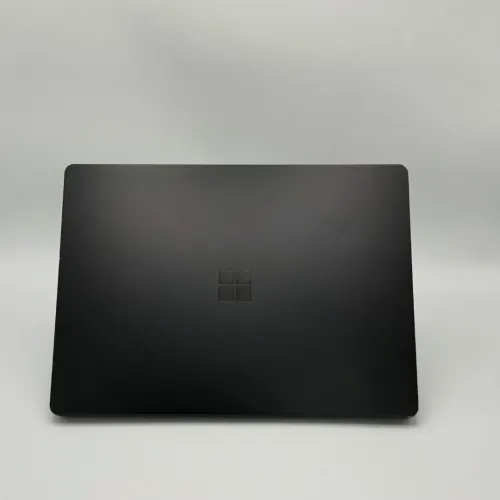 Microsoft Surface Laptop 5 / i7-1265U / 16 Go DDR5 / 256 Go SSD / 13.5 PixelSense Tactile