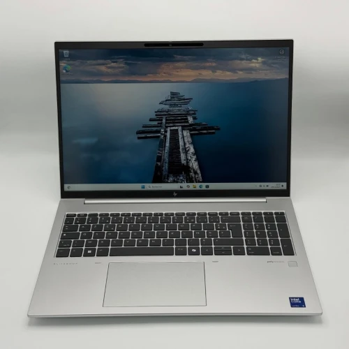 HP ELITEBOOK 860 G11 / Ultra 5 125U / 16 FHD / État Neuf