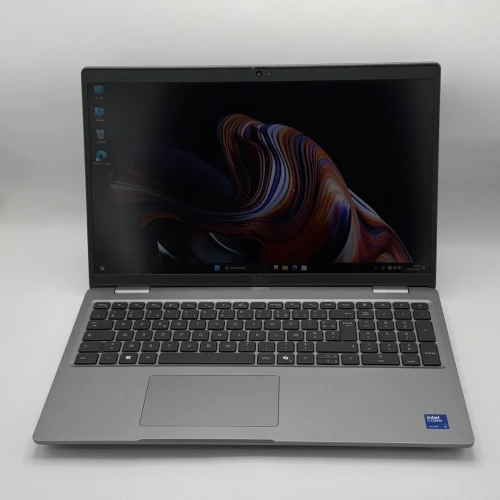 Dell Latitude 3540 / i5-1335U / 8 Go / 256 Go SSD NVMe / 15.6 FHD