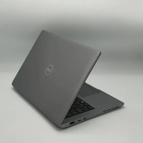 DELL LATITUDE 5340 / 13th I7-1365U / 16Go DDR5 / 512Go / 13.3 FHD