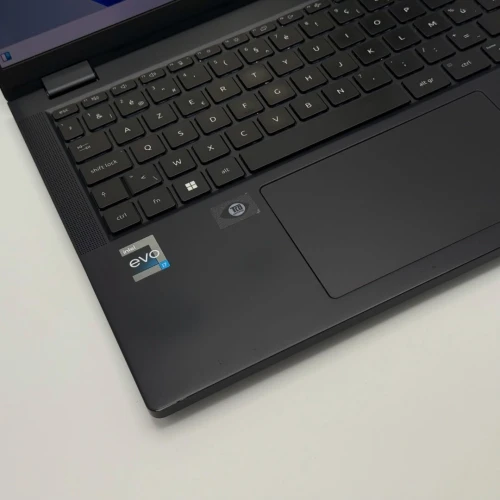 Acer TravelMate P6 / i7-1355U / 32 Go / 1 To SSD / OLED 90Hz