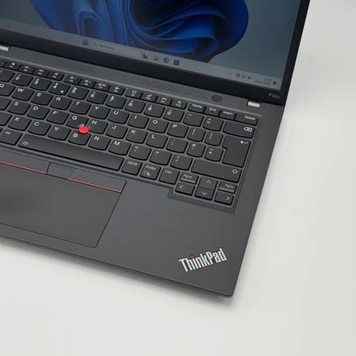 LENOVO THINKPAD P14S Gen 4 / 13th I7-1360P / 32Go DDR5 / 512Go SSD / RTX A500 04GO / 14 FHD+