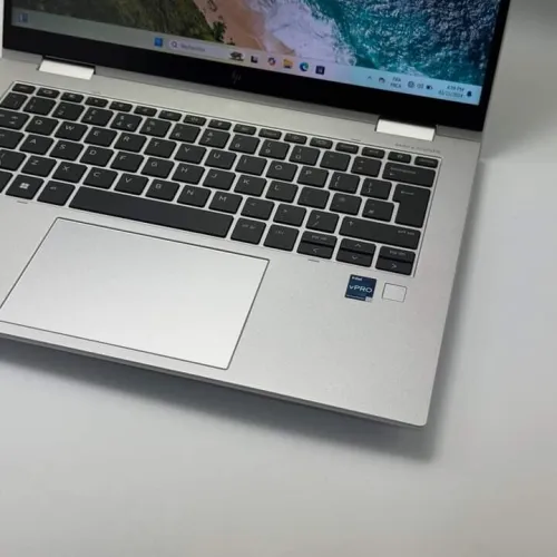 HP ELITEBOOK 1040 G10 Convertible / 13th I7-1365U / 32Go DDR5 / 512SSD / 14 Tactile