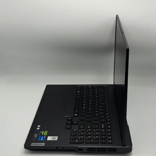 LENOVO LEGION 5 PRO / 14th I7-14650Hx / NVIDIA RTX 4060 8Go / 32Go DDR5 / 1To SSD / 16 QHD 240Hz