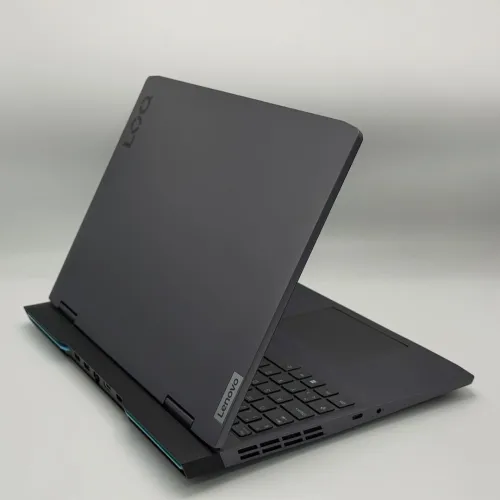 LENOVO LOQ 16 / 13th I7-13620H / NVIDIA RTX 4050 6Go / 16Go DDR5 / 512SSD / 16 FHD+ 144Hz
