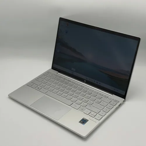 HP Envy 13 / i5-1135G7 Evo / 8 Go / 512 Go SSD / 13.3 FHD