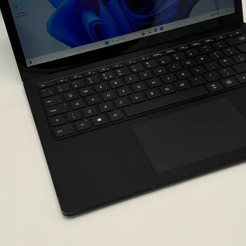 SURFACE LAPTOP 4 Tactile / 11th I7-1185G7 / 16Go DDR4X / 512SSD / 13.5 2.2K