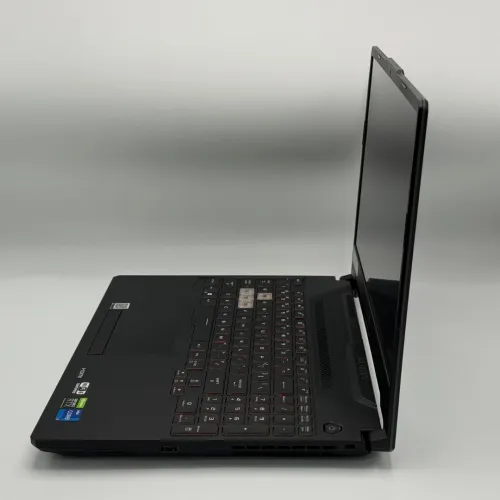 ASUS TUF Gaming F15 / i7 11800H / 16 Go DDR4 / 512 Go SSD / RTX 3060 6 Go /15.6 FHD