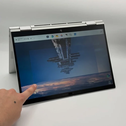HP EliteBook 830 G10 x360 / i7-1365U / 32Go DDR5 / 512Go SSD / 13.3 FHD Tactile