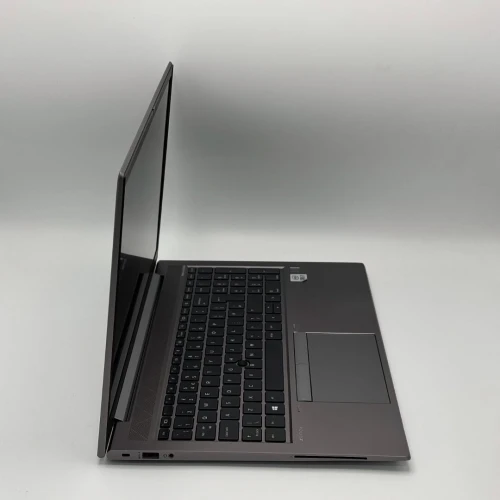 HP ZBOOK FireFly 15 G7 / 10th I7-10510U / 16Go DDR4 / 512SSD / NVIDIA QUADRO P520 4Go/ 15.6 FHD