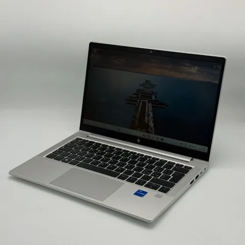 HP EliteBook 630 G10 / i5-1335U / 16 Go DDR4 / 512 Go SSD / 13.3 FHD