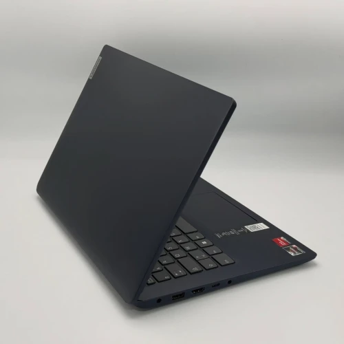 LENOVO IDEAPAD 1 / RYZEN 5 5500U / 8Go DDR4 / 256SSD / 14 FHD