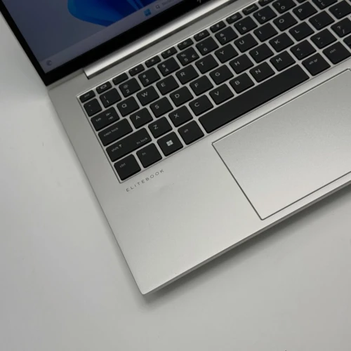 HP EliteBook 845 G9 / Ryzen 5 PRO 6650U / 16 Go DDR5 / 256 Go SSD / 14 FHD+