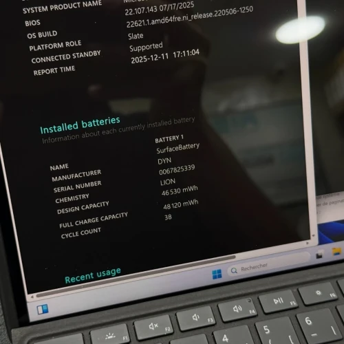 Microsoft Surface Pro 9 / i5-1245U / 16Go DDR5 / 256Go SSD / 13 Tactile