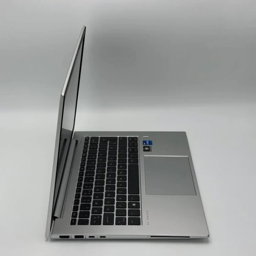 HP ELITEBOOK 840 G9 / 12th I7-1255U / 16GO DDR5 / 256GO DDR5 / 14 FHD+