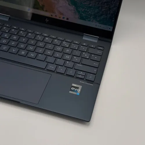 HP ENVY 13 2-in-1 OLED / 12th I7-1250U / 16GO DDR4x / 512SSD / 13.3 3K OLED Tactile