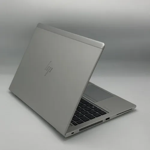 HP ELITEBOOK 840 G6 / 8th I5-8365U / 8Go DDR4 / 256SSD / 14 FHD 