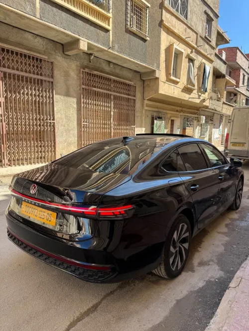 Volkswagen Passat 2025 Pro