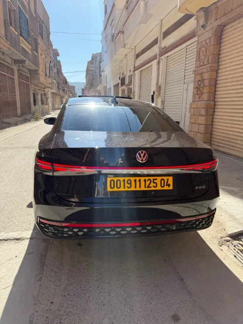 Volkswagen Passat 2025 Pro