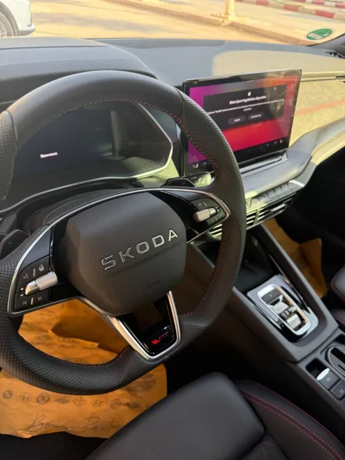 Skoda Octavia Vrs spot 2026 Vrs sport