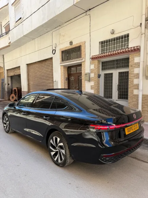 Volkswagen Passat 2025 Pro