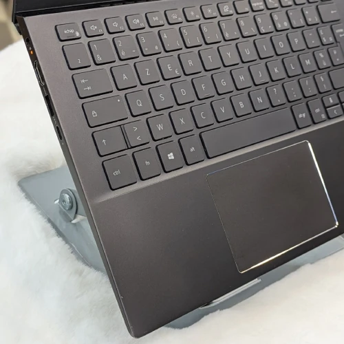 Dell Vostro P121G i 5-1135G7 08GB-256GB