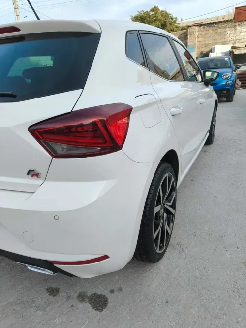 Seat Ibiza 2018 HIGH